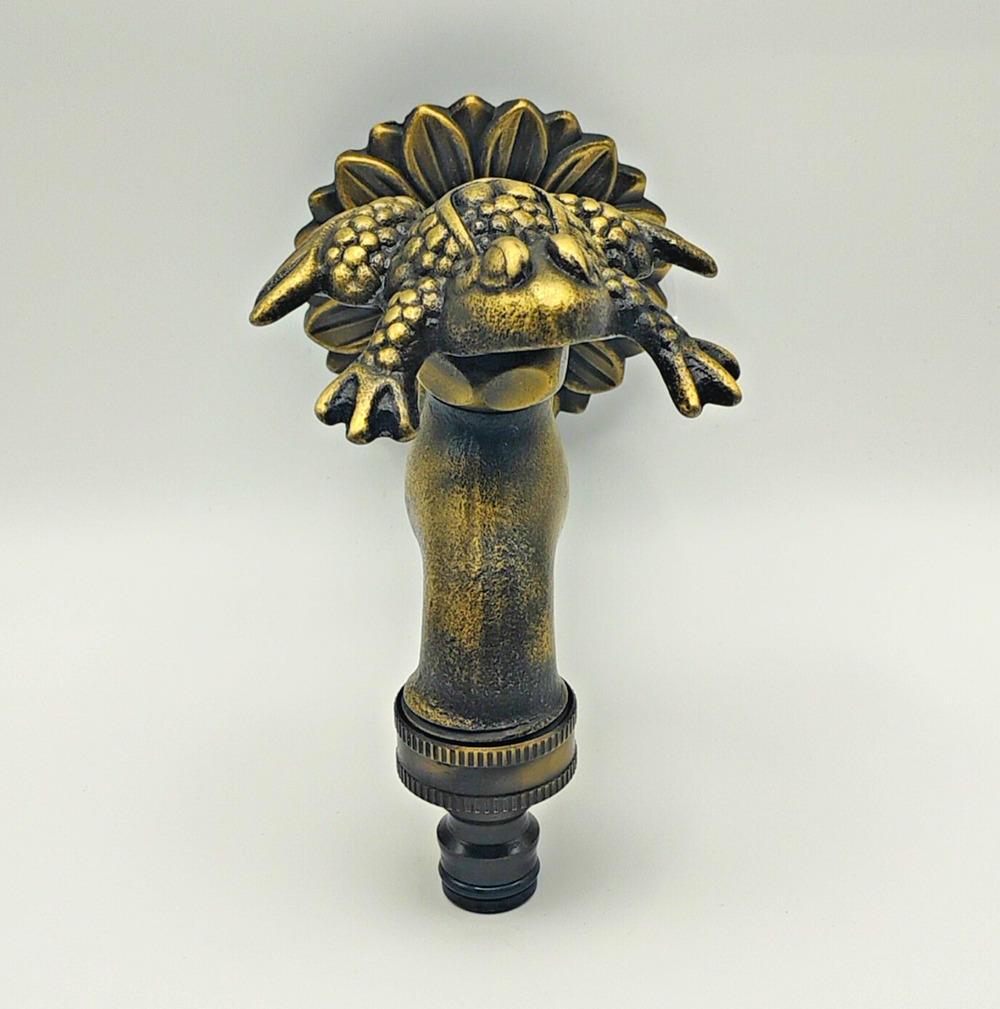 Brass/Bronze Tone Metal Outdoor Spigot Hose Bibb w/ Hose Connector, 1 Handle